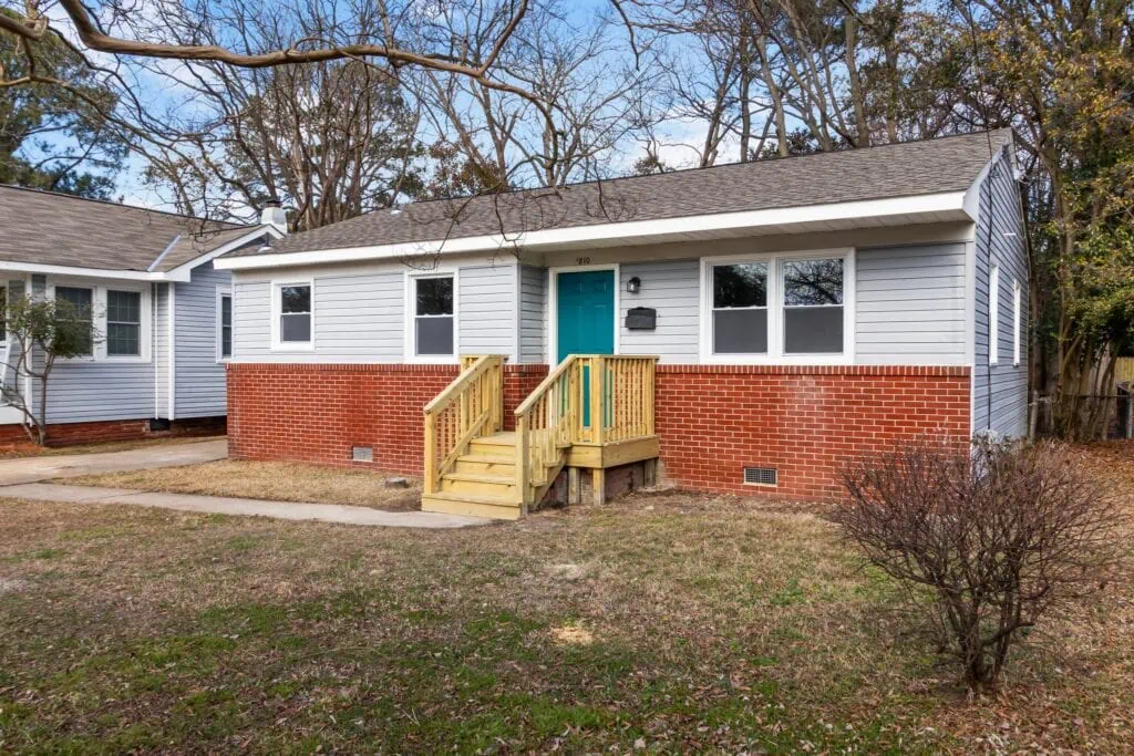 Front of a house that we bought fast due to a unique situation